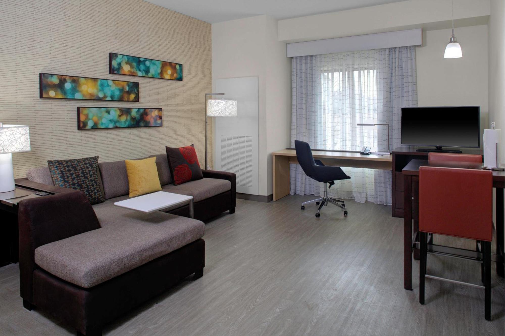 Hotel By Marriott Dallas Allen/fairview 3*